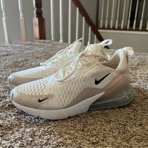 Nike Air Max 270 tennis shoes